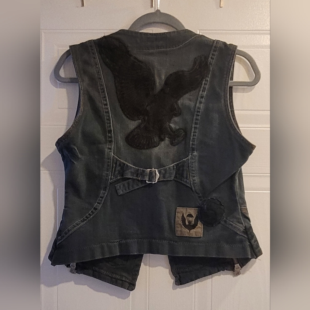 Vintage Levi's Red Dark Blue Denim Moto Vest M - Picture 2 of 7